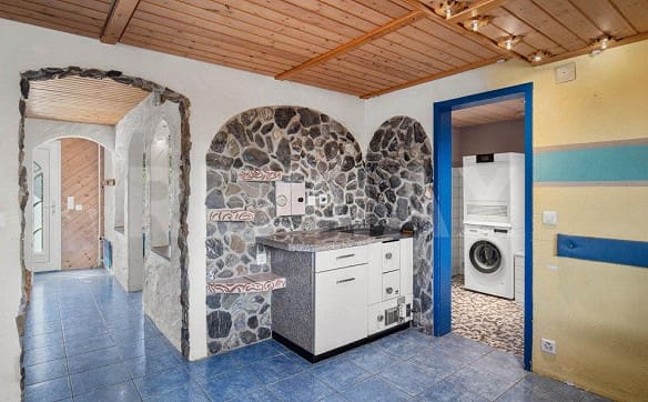 Immobilie in Vorderthal - Naturnah wohnen mit Raum für eigene Ideen! 5.5-Zimmer-Reiheneinfami... - Bild 6