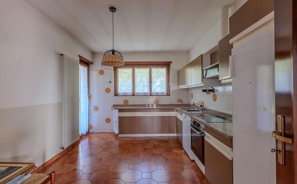 Immobilie in Corteglia - VILLA DI 6.5 LOCALI CON AMPIO GIARDINO E PRIVACY A CORTEGLIA - Bild 5