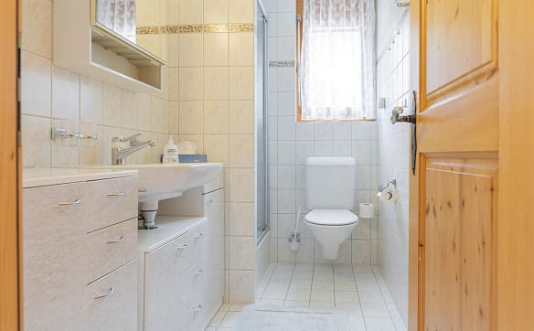 Immobilie in Ulrichen - Charmante 2.5-Zimmerwohnung mit traumhafter Aussicht in Ulrichen - Bild 10