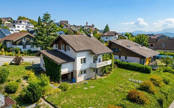 Immobilie in Hohenrain - FREISTEHENDES EINFAMILIENHAUS MIT VIEL UMSCHWUNG - Bild 0