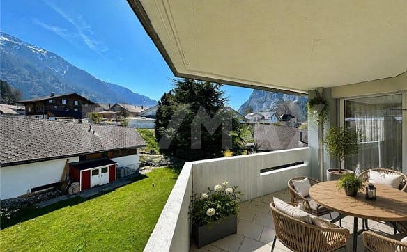 Immobilie in Wimmis - Über den Dächern wohnen - 2½ Zimmer mit Bergsicht - Bild 0