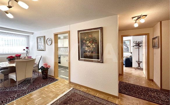 Immobilie in Wimmis - Über den Dächern wohnen - 2½ Zimmer mit Bergsicht - Bild 5