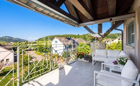 Immobilie in Eschlikon Tg - Ein Zuhause zum Geniessen mit Sonnenbalkon - Bild 0