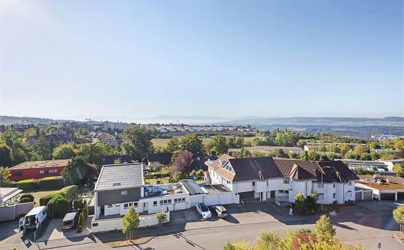 Immobilie in Widen - Rohdiamant mit unverbaubarer Weitsicht zum Selbstgestalten - Bild 1
