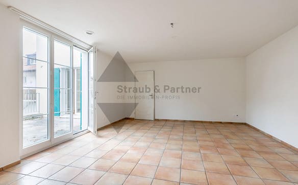Immobilie in Oberweningen - BIJOU MIT BALKON UND GARTENSITZPLATZ IM HERZEN VON OBERWENINGEN - Bild 8