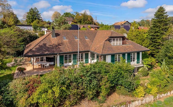 Immobilie in Bözberg - Herrschaftliche Villa mit traumhafter Weitsicht und viel Potenzial - Bild 0