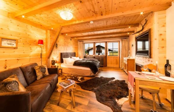 Immobilie in Inzell - Zirbenholz-Chalet-Appartement mit Balkon und Bergblick - Bild 3