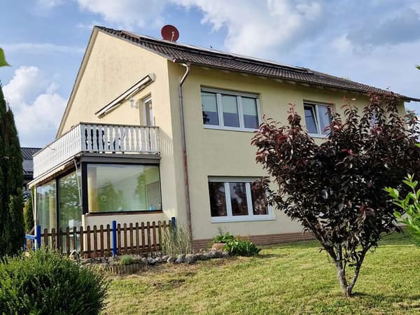 Immobilie in Bad Sobernheim - 2-3 Parteienhaus mit großem Garten und Balkon - Bild 0