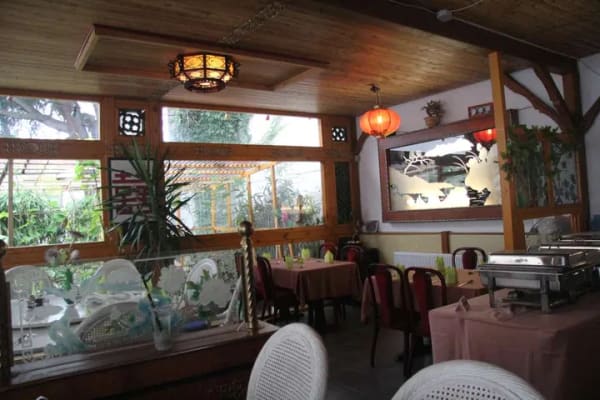 Immobilie in Dreieich - Wohn- und Geschäftshaus in Dreieich – Wohnen, Vermieten und Gastronomie auf einem Grundstück - Bild 0