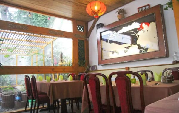 Immobilie in Dreieich - Wohn- und Geschäftshaus in Dreieich – Wohnen, Vermieten und Gastronomie auf einem Grundstück - Bild 3