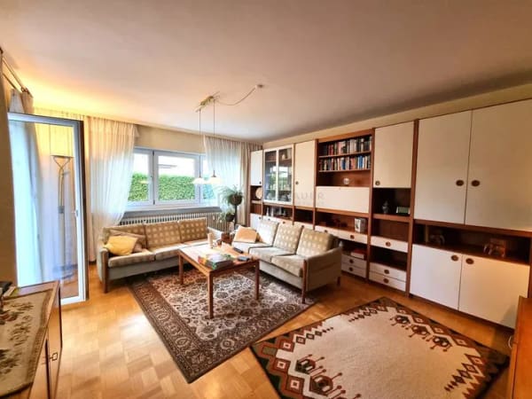 Immobilie in Höhenkirchen-Siegertsbrunn - Kapitalanlage mit Zukunft – Vermietete 2,5-Zimmer-Gartenwohnung mit Westterrasse - Bild 1