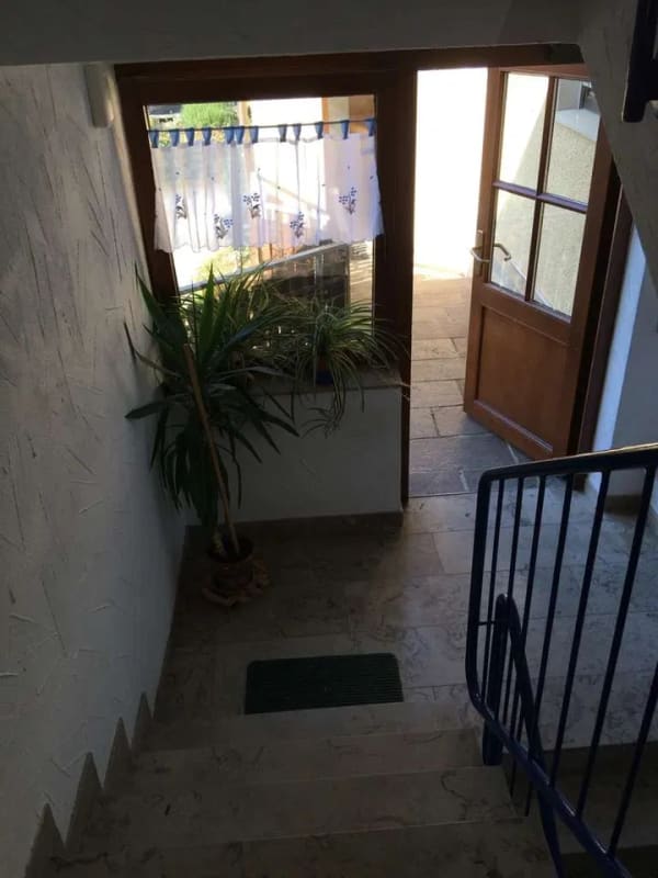 Immobilie in Schöntal - SCHNÄPPCHEN 6 Zi. Wohnung mit Balkon und Autoabstellplatz - KAPITALANLAGE / NUR € 1170,00 auf den m² - Bild 4