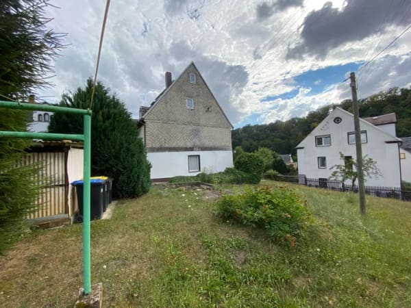 Immobilie in Altmittweida - Einfamilienhaus mit Garagen, Nebengebäuden sucht neuen Eigentümer - Bild 3