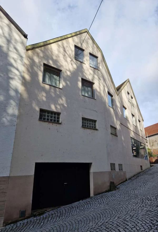 Immobilie in Triefenstein - Haus mit Gewerbe & viel Platz in  Triefenstein-Homburg - Bild 2