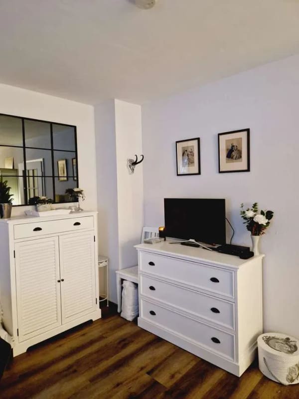 Immobilie in Bad Berneck im Fichtelgebirge -  Stilvolles Apartment, Top Ausstattung mit hochwertiger  Einbauküche & Inneneinrichtung inclusive  - Bild 4
