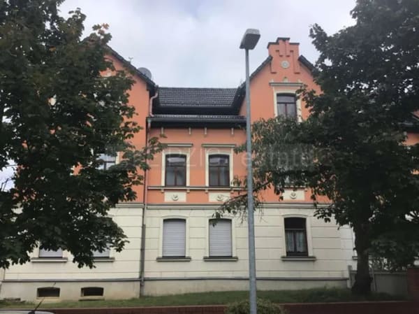Immobilie in Lucka - 5,1 % Rendite im schönen Dreifamilienhaus - Bild 1