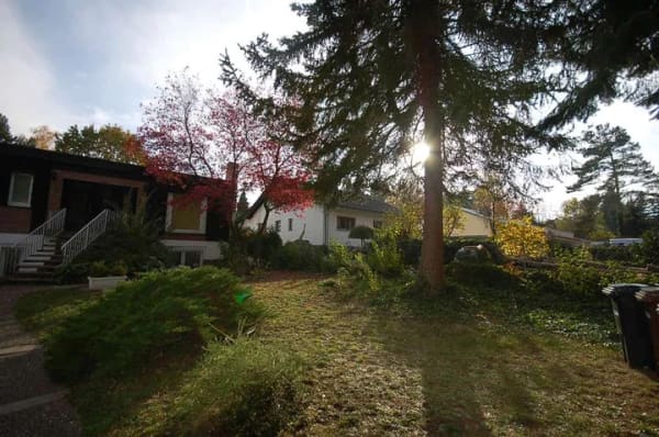 Immobilie in Rödermark - Haus in Top Lage am Waldrand, mit Potenzial, akt. Vollvermietet - Bild 1