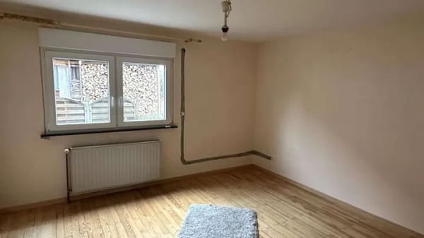 Immobilie in Mehlingen - Freie Bahn für Ihre Ideen: Mehrfamilienhaus mit Potenzial auf knapp 1.000 m² Grundstück - Bild 1