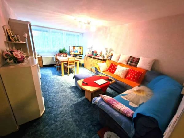 Immobilie in Waiblingen - Top Kapitalanlage ~ 2,5-Zimmer-Etagenwohnung mit TG-Platz - Bild 1