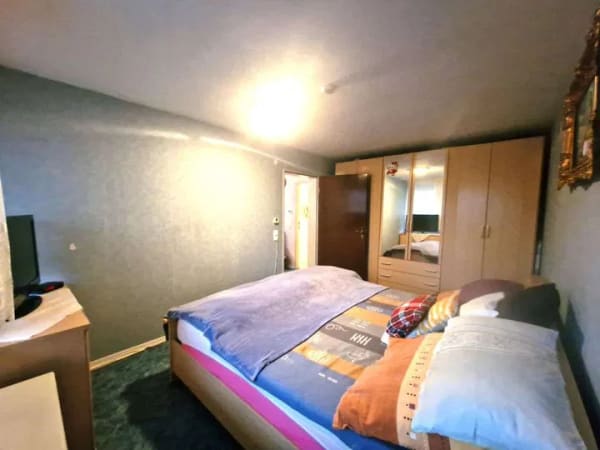 Immobilie in Waiblingen - Top Kapitalanlage ~ 2,5-Zimmer-Etagenwohnung mit TG-Platz - Bild 3