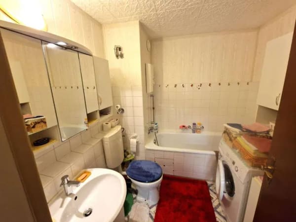 Immobilie in Waiblingen - Top Kapitalanlage ~ 2,5-Zimmer-Etagenwohnung mit TG-Platz - Bild 4