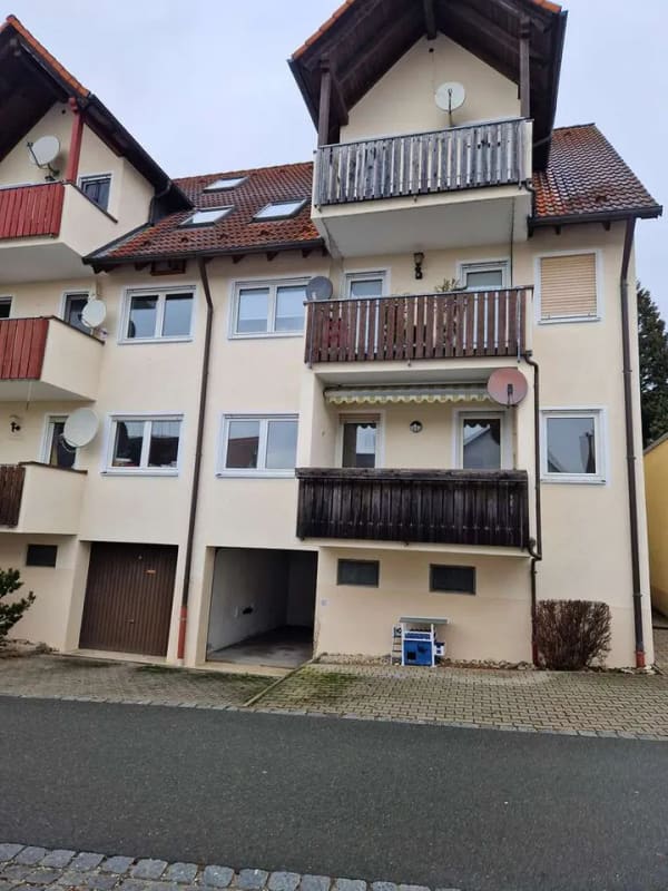 Immobilie in Schnaittach - Sehr schöne, sonnige 3-Zi-Whg. in zentraler, aber ruhigerer Lage im Herzen von Schnaittach - Bild 0