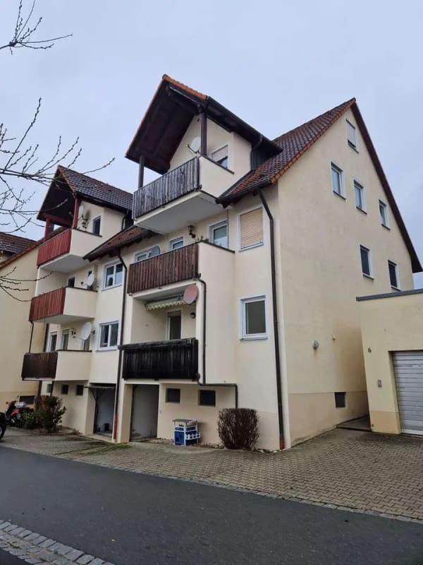 Immobilie in Schnaittach - Sehr schöne, sonnige 3-Zi-Whg. in zentraler, aber ruhigerer Lage im Herzen von Schnaittach - Bild 1