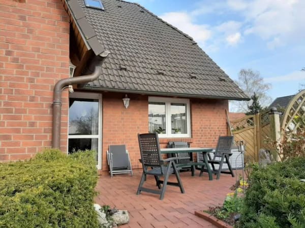 Immobilie in Domsühl - genug Platz im Haus und Hof - Bild 1