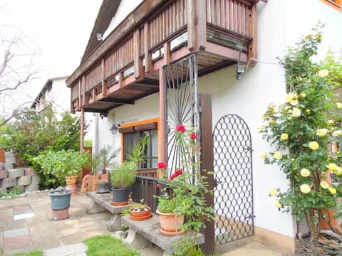 Immobilie in Bad Tölz - Großzügiges Wohnhaus mit drei WE in ruhiger Wohnlagenlage d Tölz - Bild 1
