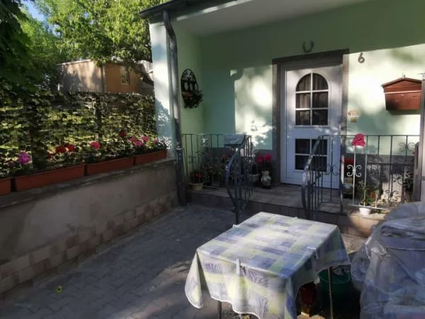 Immobilie in Kriebitzsch - Provisionsfrei - Attraktives Mehrfamilienhaus mit 6 Wohneinheiten im Altenburger Land, Thüringen - Bild 2