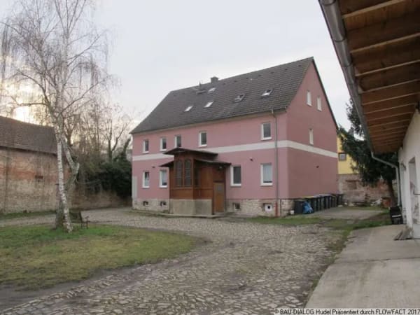 Immobilie in Egeln - Biete MFH, Garagen, Scheune und viel Platz für eine Photovoltaik-Anlage - Bild 1