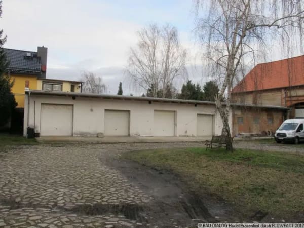 Immobilie in Egeln - Biete MFH, Garagen, Scheune und viel Platz für eine Photovoltaik-Anlage - Bild 2