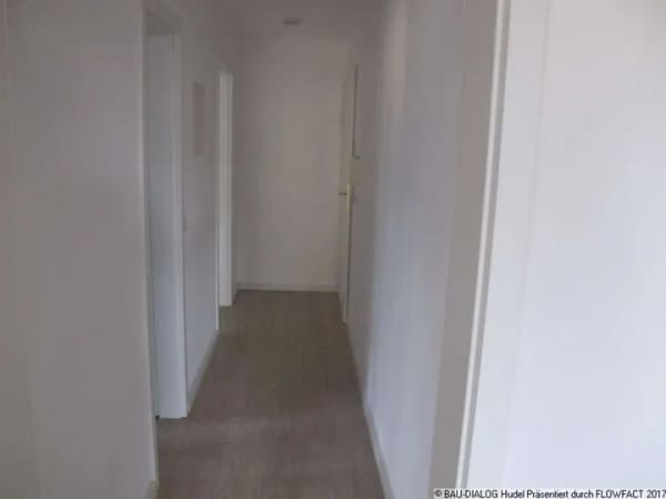 Immobilie in Egeln - Biete MFH, Garagen, Scheune und viel Platz für eine Photovoltaik-Anlage - Bild 4