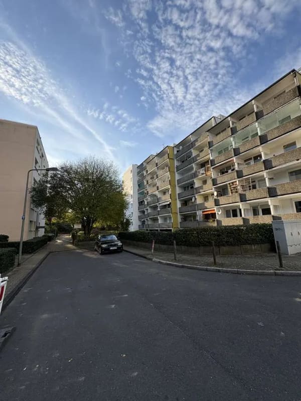 Immobilie in Frankfurt am Main - 1,5 Zimmer Wohnung im zentralen Frankfurt am Main/Nied Provisionsfrei - Bild 2