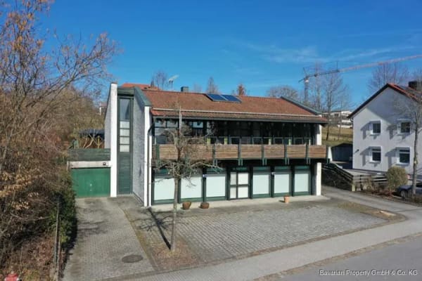 Immobilie in Mitterfels - Wohn- und Geschäftshaus im Zentrum von Mitterfels - Bild 2