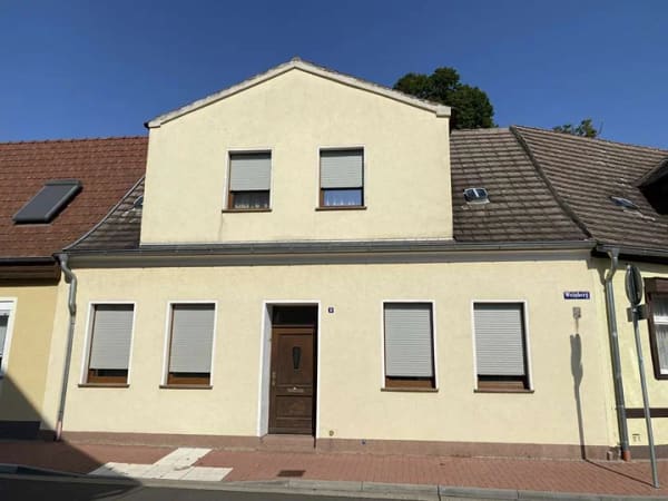 Immobilie in Zerbst/Anhalt - Einfamilienhaus in Zerbst mit Garage - Bild 0