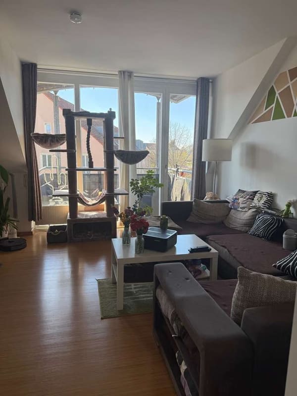 Immobilie in Velten - Gemütliche 2-Zimmer- Dachgeschosswohnung mit 2 Balkonen! - Bild 1