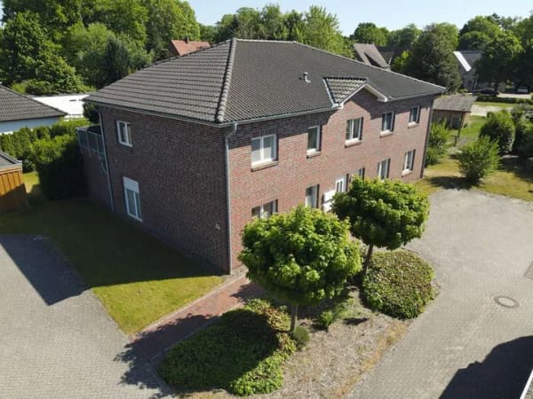 Immobilie in Hude (Oldenburg) - Kapitalanleger aufgepasst! Junges 4-Parteien-Haus in ruhiger Lage. - Bild 0
