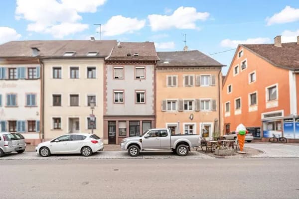 Immobilie in Kenzingen - Charmantes Wohn- und Geschäftshaus mit Geschichte im Herzen von Kenzingen - Bild 0