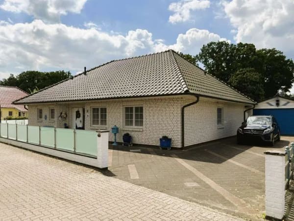 Immobilie in Hemslingen - Moderner Bungalow mit umfangreicher Ausstattung in Hemslingen - Bild 0