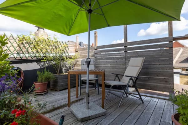 Immobilie in Delmenhorst - *** ENERGIEAUSWEIS "E" - 3 EBENEN - 2 KÜCHEN - 2 BÄDER - 1 traumhafte TERRASSE und zentrale LAGE *** - Bild 1