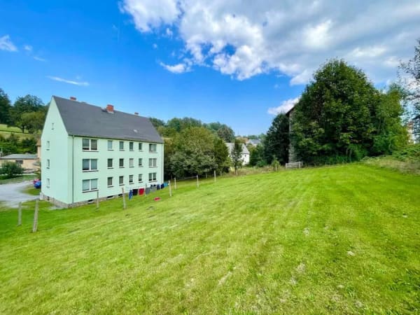 Immobilie in Grünhainichen - MFH saniert (6 WE vollvermietet) mit Garagen und Gartengrundstück in Grünhainichen OT Borstendorf - Bild 0