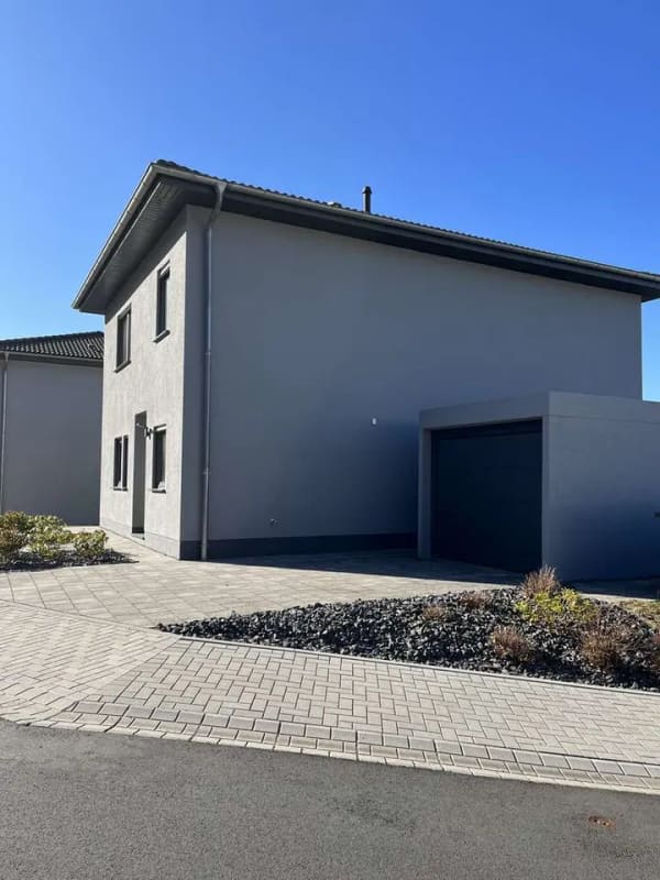 Immobilie in Hachenburg - Neuwertiges Einfamilienhaus im Schlossblick - Bild 1