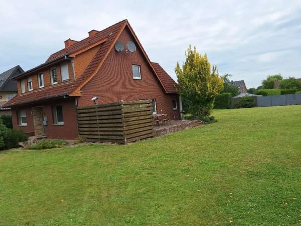 Immobilie in Hopsten - Schönes Anlageobjekt mit 4 kleinen Wohnungen und Erweiterungsmöglichkeit - Bild 1