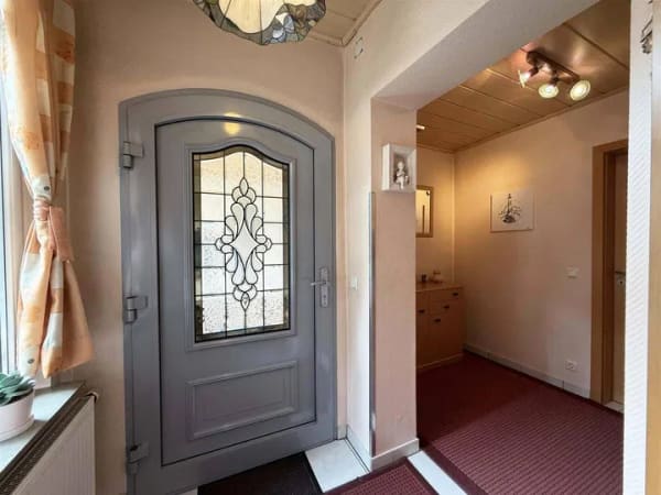 Immobilie in Pfaffen-Schwabenheim - Top Einfamilienhaus mit 2 Terrassen, schönem Garten, Scheune und großem Hof - Bild 3