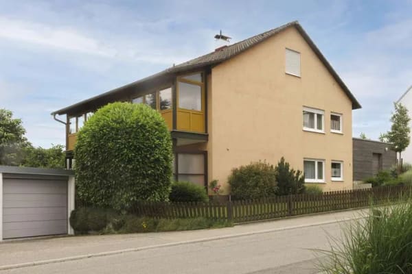 Immobilie in Überlingen - Gepflegtes Zweifamilienhaus in ruhiger und naturnaher Lage - Bild 0