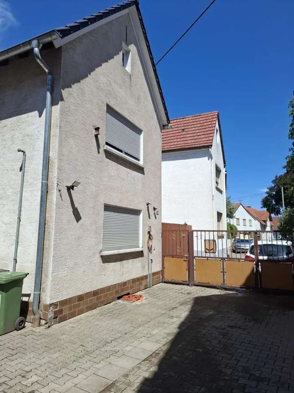 Immobilie in Gimbsheim - Hier können Sie direkt einziehen schönes Einfamilienhaus mit ELW - Bild 0