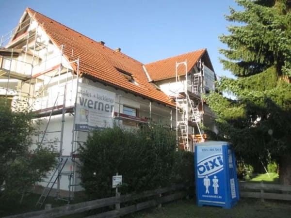 Immobilie in Wangen im Allgäu - Solide kleine Wohnung mit Garage in ruhiger Lage aus der Versteigerung ! - Bild 0