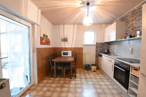 Immobilie in Billigheim-Ingenheim - Freistehendes Einfamilienhaus mit Garten, Wintergarten & Doppelgarage – Ihr Gestaltungsprojekt in  - Bild 4