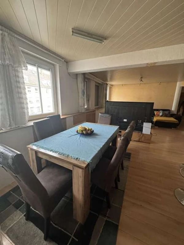 Immobilie in Rastatt - ***Schöne Vierzimmerwohnung / Gewerbeeinheit in Rastatt -Zentral gelegen- mit zwei TG-Stellplätzen** - Bild 2